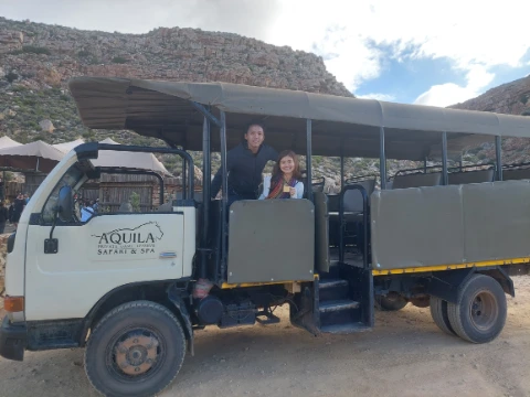 Game Drive Car with a couple on it