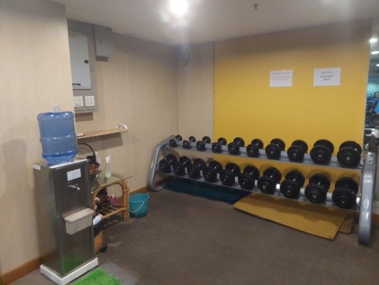 Dumbells & water dispenser Aiyapura Hotel