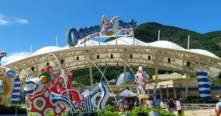 HK Ocean Park Review Feature Page