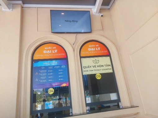 Hon Tam Travel Agency Counter At Vinpearl Cable Car Station