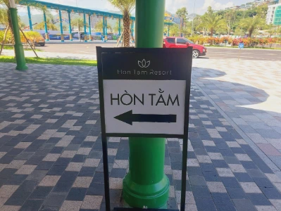 Sign for Hon Tam Resort