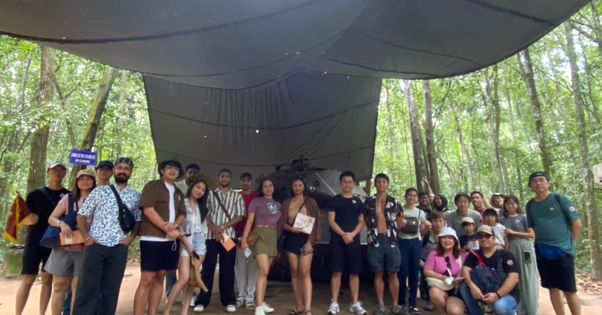 Cu Chi Tunnel Review Feature Page