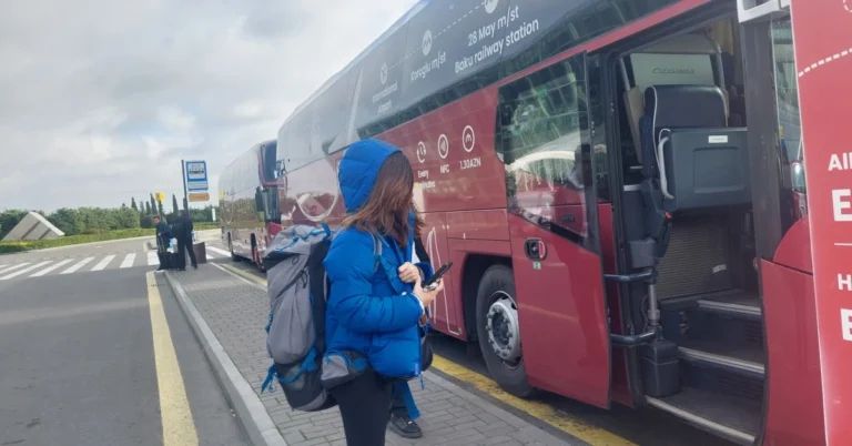 Feature-Page-For-Baku-Airport-Bus-Review