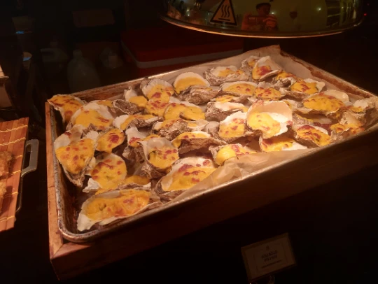 Baked oyster with cheese