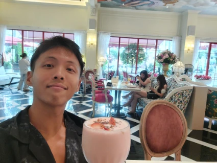 Fancy drinks in Paris Garden Cafe
