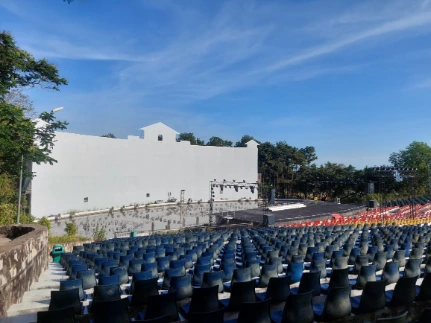 No 69 the water show venue