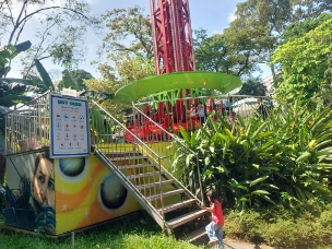 Sudden drop machine Saigon Zoo