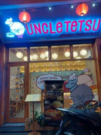 Uncle Tetsu frontdoor