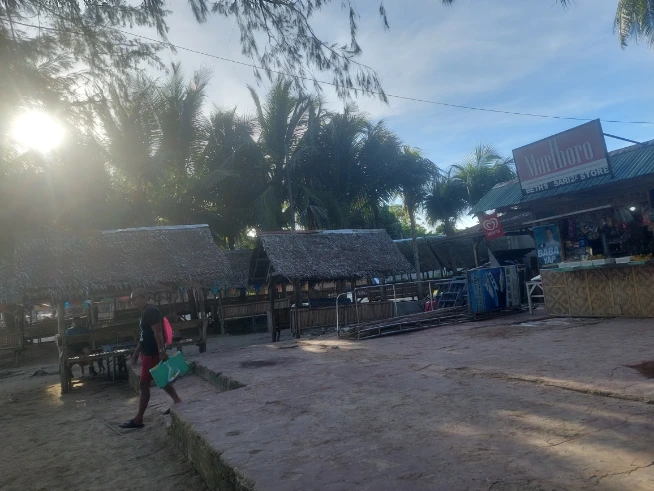 Beach houses at Momo beach