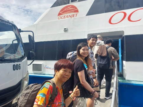 Getting on Oceanjet Ferry