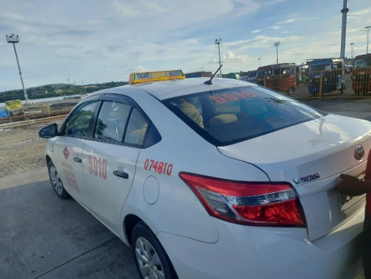 Taxi to Alona beach from Tagbilaran port is around 500 PHP