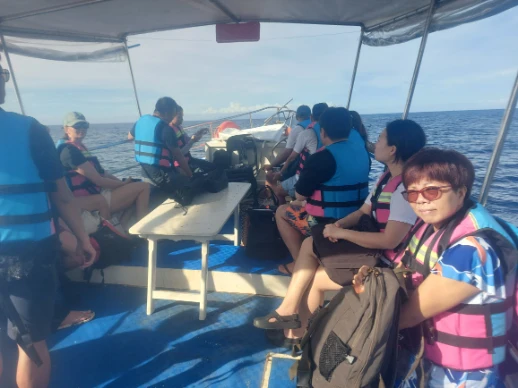 A boat has around 15 to 20 people