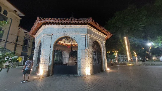 Magellan's Cross at night