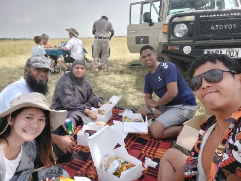 Picnic lunch at Masai Mara