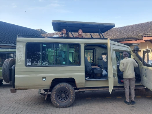 The safari jeep