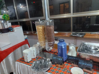 Breakfast at Buraha Zenoni HOtel