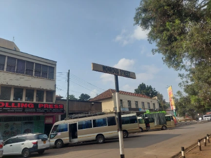 Drop off point at Monrovia Street