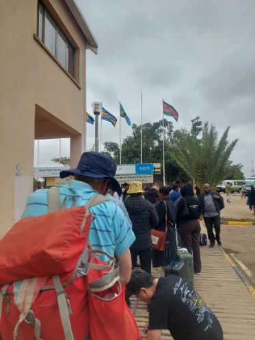 Expect long queue at Namanga border