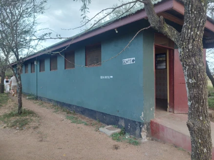 Public toliet at Nyani Campsite