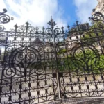 The entrance gate of Quinta da Regaleria